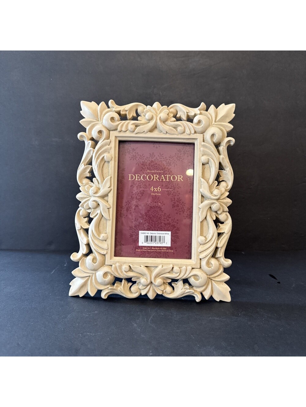 Home Trends Decorator 4×6 Inch Ornate Modern Heritage Off White 9” H By 7.5” W